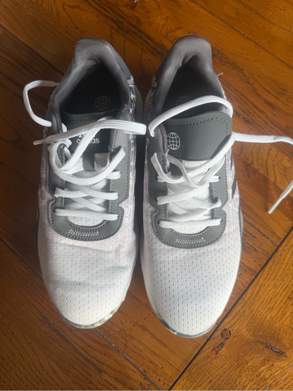 adidas - S2G Spikeless Golf Shoes Junior size 6.5